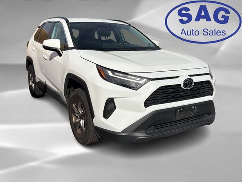 Used 2023 Toyota RAV4 XLE image 2