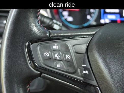 Used 2022 Chevrolet Equinox RS w/ LPO, Floor Liner Package FWD image 16