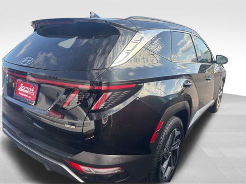 Used 2022 Hyundai Tucson Limited image 10