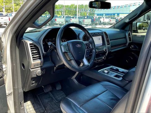 Used 2020 Ford Expedition Max XLT w/ Equipment Group 202A RWD image 8