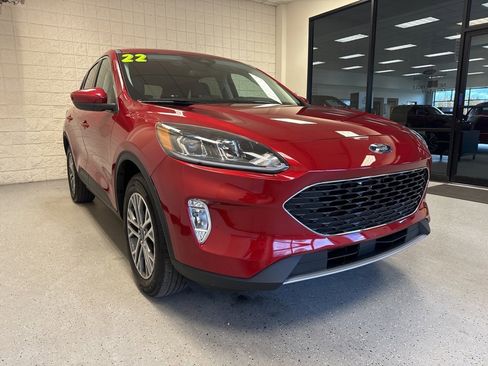 Certified 2022 Ford Escape SEL image 29