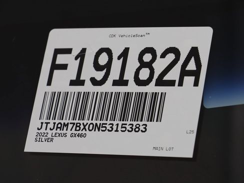 Used 2022 Lexus GX 460 Premium w/ Accessory Package image 28