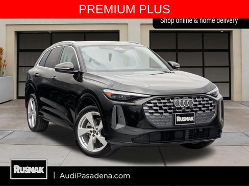 Used 2025 Audi Q5 Premium Plus w/ Premium Plus AWD/4WD image 1