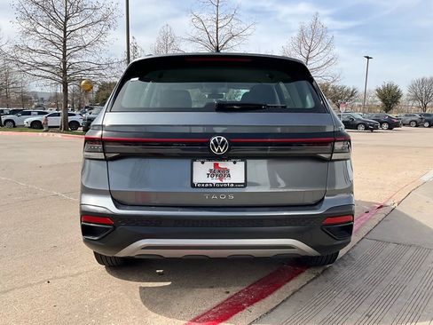 Used 2025 Volkswagen Taos S image 7