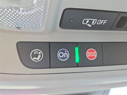 Used 2023 GMC Acadia SLT w/ Preferred Package AWD/4WD image 13