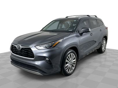 Used 2023 Toyota Highlander Platinum