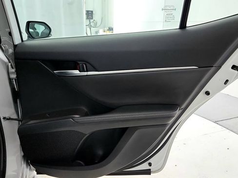 Used 2024 Toyota Camry XSE FWD image 19