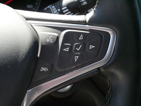 Used 2023 Chevrolet Equinox LT FWD image 25