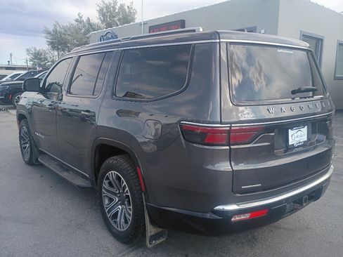 Used 2023 Jeep Wagoneer Series II w/ Flexible Seating Group AWD/4WD image 8