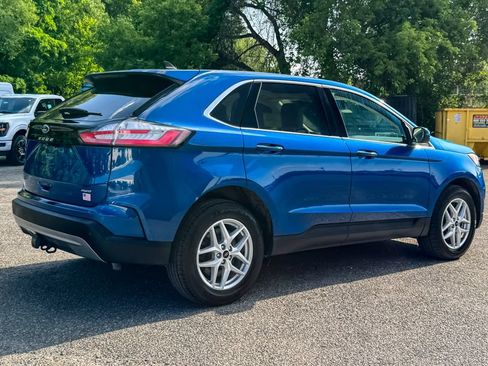 Certified 2023 Ford Edge SEL w/ Convenience Package AWD/4WD image 3