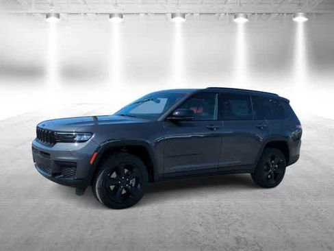 New 2025 Jeep Grand Cherokee L Altitude AWD/4WD image 4