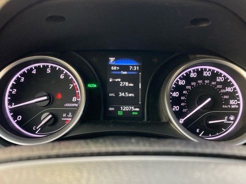 Used 2024 Toyota Camry LE w/ Convenience Package image 15