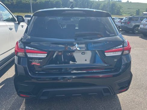 Used 2024 Mitsubishi Outlander Sport SE AWD/4WD image 4