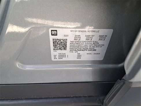 Used 2023 Cadillac XT4 Luxury w/ Cold Weather Package image 30