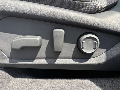 New 2026 Subaru Forester Premium AWD/4WD image 27