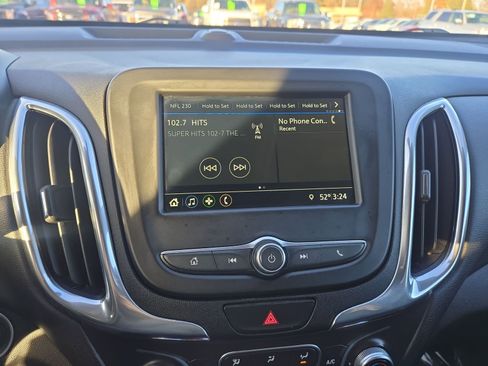 Used 2019 Chevrolet Equinox LT image 20