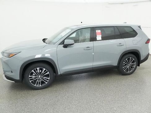 New 2026 Toyota Grand Highlander AWD Hybrid image 35