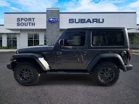 Used 2024 Jeep Wrangler Sport S image 7
