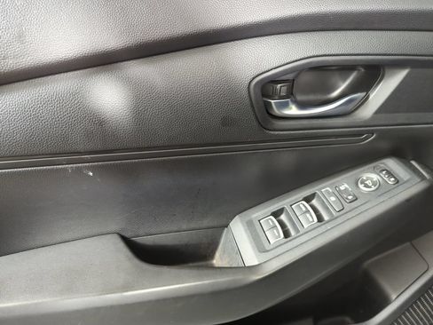 Certified 2023 Honda Accord LX image 9