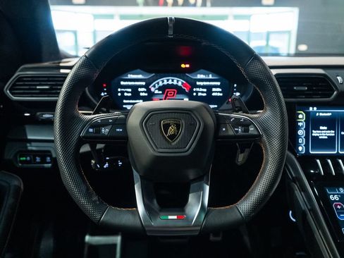 Used 2024 Lamborghini Urus S AWD/4WD image 28