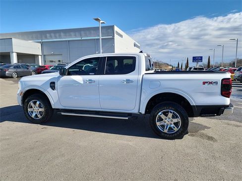 Used 2024 Ford Ranger XLT w/ FX4 Off-Road Package image 5