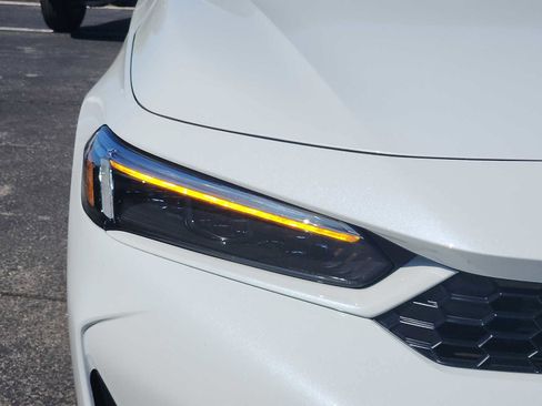 Certified 2026 Honda Civic Sport image 9