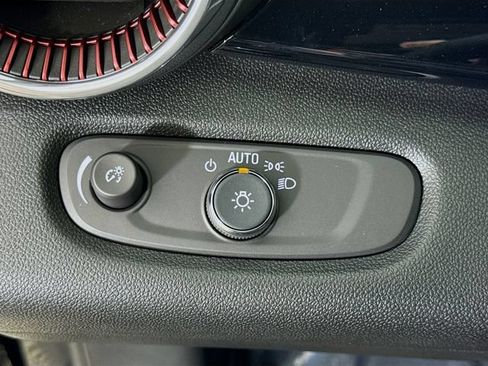 New 2026 Chevrolet Trax RS w/ Sunroof Package FWD image 12