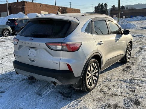 Used 2020 Ford Escape Titanium w/ Titanium Premium Package 2.0 image 8
