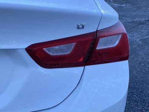 Used 2023 Chevrolet Malibu LT image 5