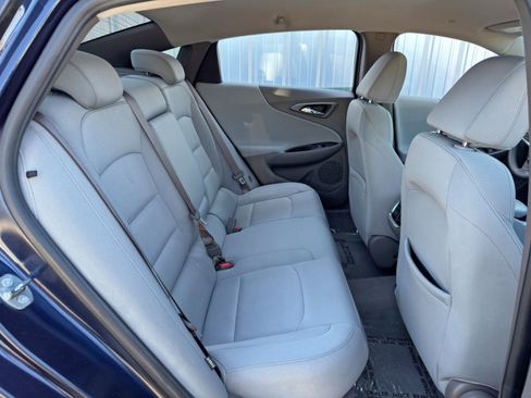 Used 2016 Chevrolet Malibu LT image 33