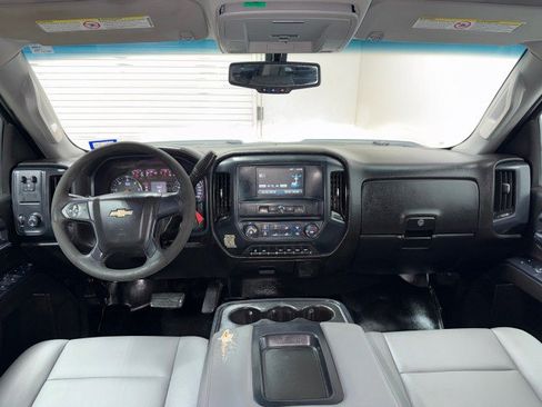 Used 2018 Chevrolet Silverado 2500 W/T w/ WT Convenience Package AWD/4WD image 15
