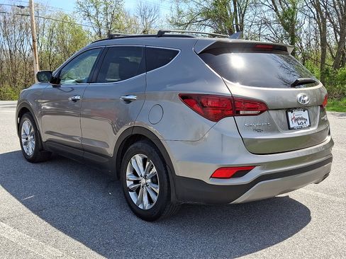 Used 2018 Hyundai Santa Fe Sport 2.0T AWD/4WD image 4