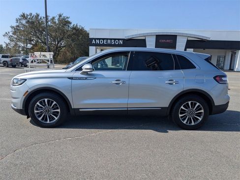 Used 2023 Lincoln Nautilus Reserve image 7