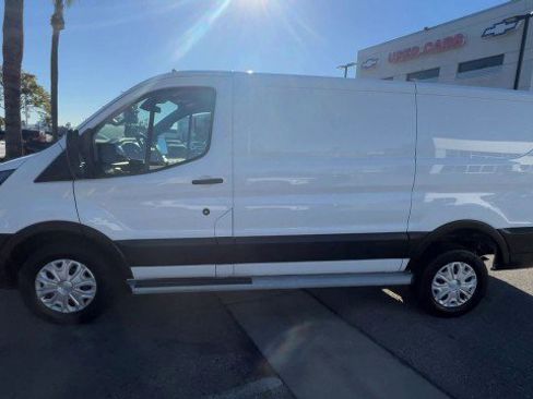 Used 2024 Ford Transit 250 Minivan/Van w/ Exterior Upgrade Package image 5