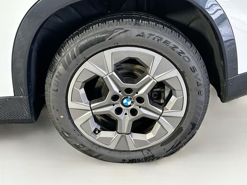 Used 2025 BMW X1 xDrive28i image 11