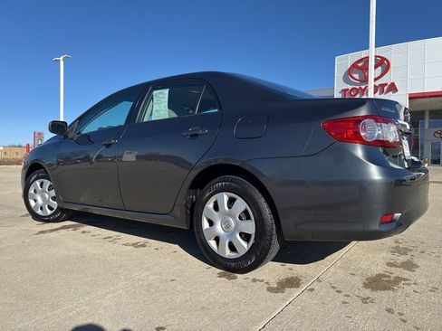 Used 2011 Toyota Corolla LE image 5