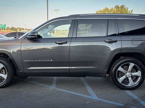 Used 2021 Jeep Grand Cherokee L Limited w/ Trailer Tow Group (B) AWD/4WD image 22