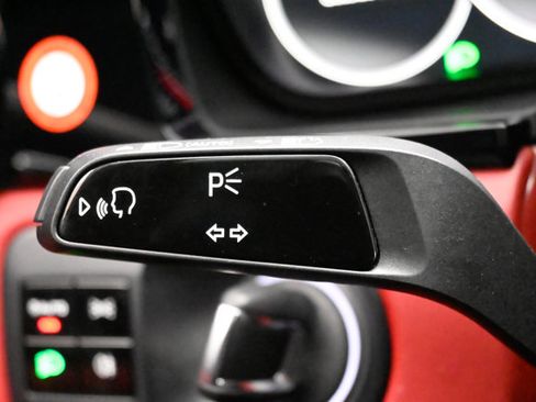 Used 2021 Porsche Cayenne S image 75