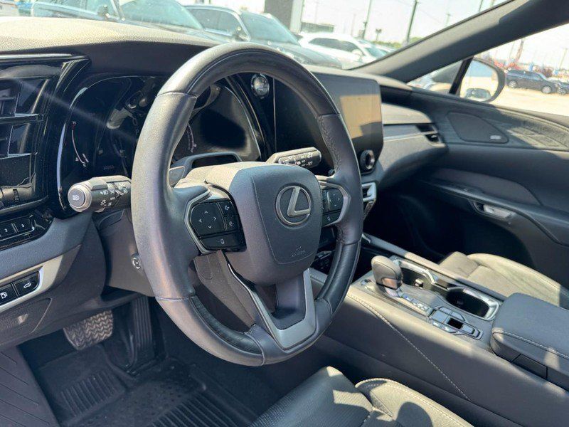Used 2024 Lexus RX 350 AWD w/ Convenience Package image 15