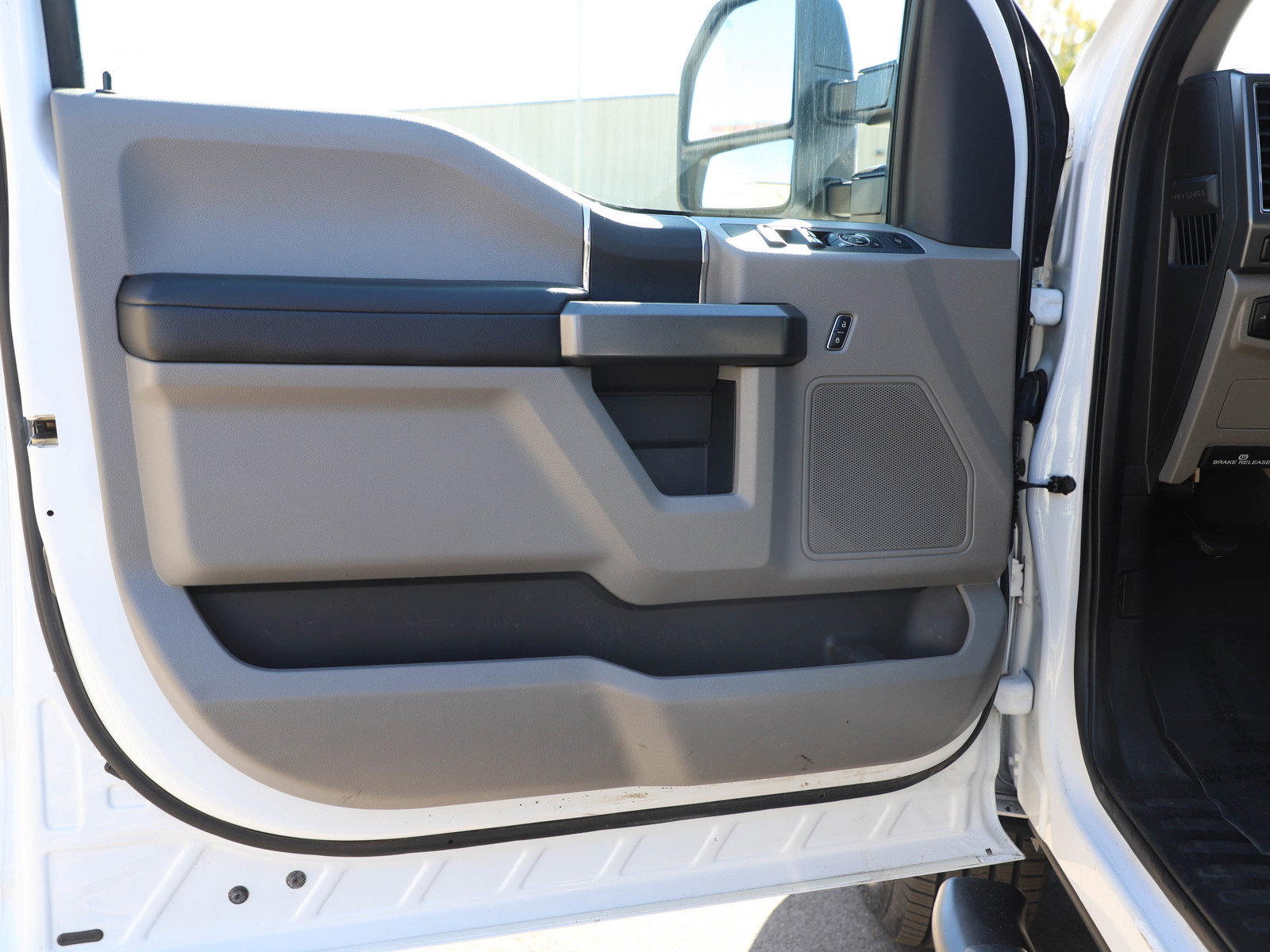 Used 2017 Ford F350 XLT AWD/4WD image 18