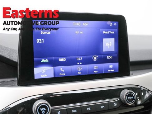 Used 2022 Ford Escape SE w/ Cold Weather Package FWD image 19