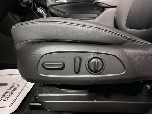 Certified 2024 Buick Encore GX Preferred w/ Comfort Package FWD image 12