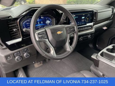 Used 2022 Chevrolet Silverado 1500 LT image 10
