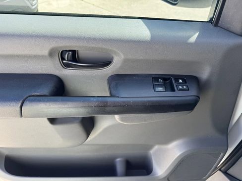 Used 2020 Nissan NV 2500 SV image 16