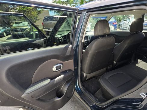 Used 2017 Kia Soul + w/ UVO Package FWD image 8