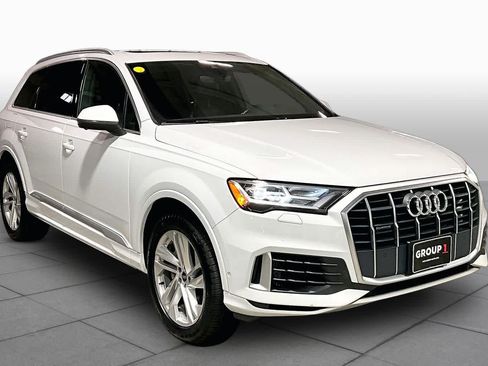 Used 2021 Audi Q7 3.0T Premium Plus w/ Premium Plus Package AWD/4WD image 3