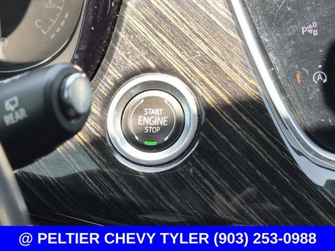 Used 2021 Cadillac XT6 Premium Luxury FWD image 28