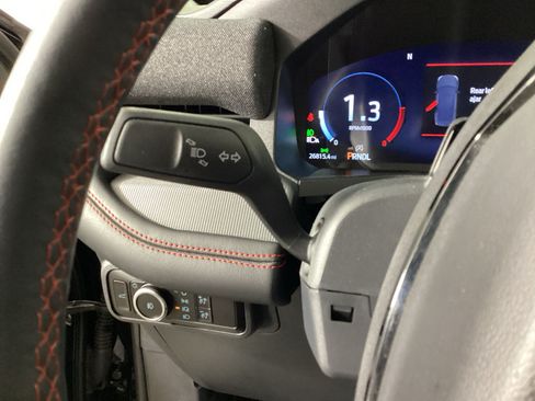 Used 2025 Ford Explorer ST-Line AWD/4WD image 22