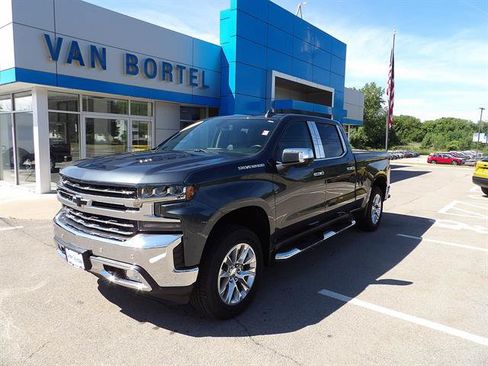 Certified 2021 Chevrolet Silverado 1500 LTZ AWD/4WD image 1
