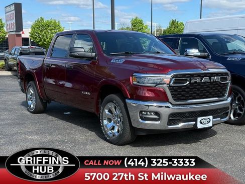 Used 2025 RAM 1500 Big Horn AWD/4WD image 1